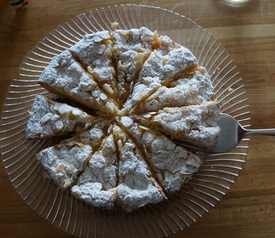 Frauenlandhaus selbstgebackener Kuchen